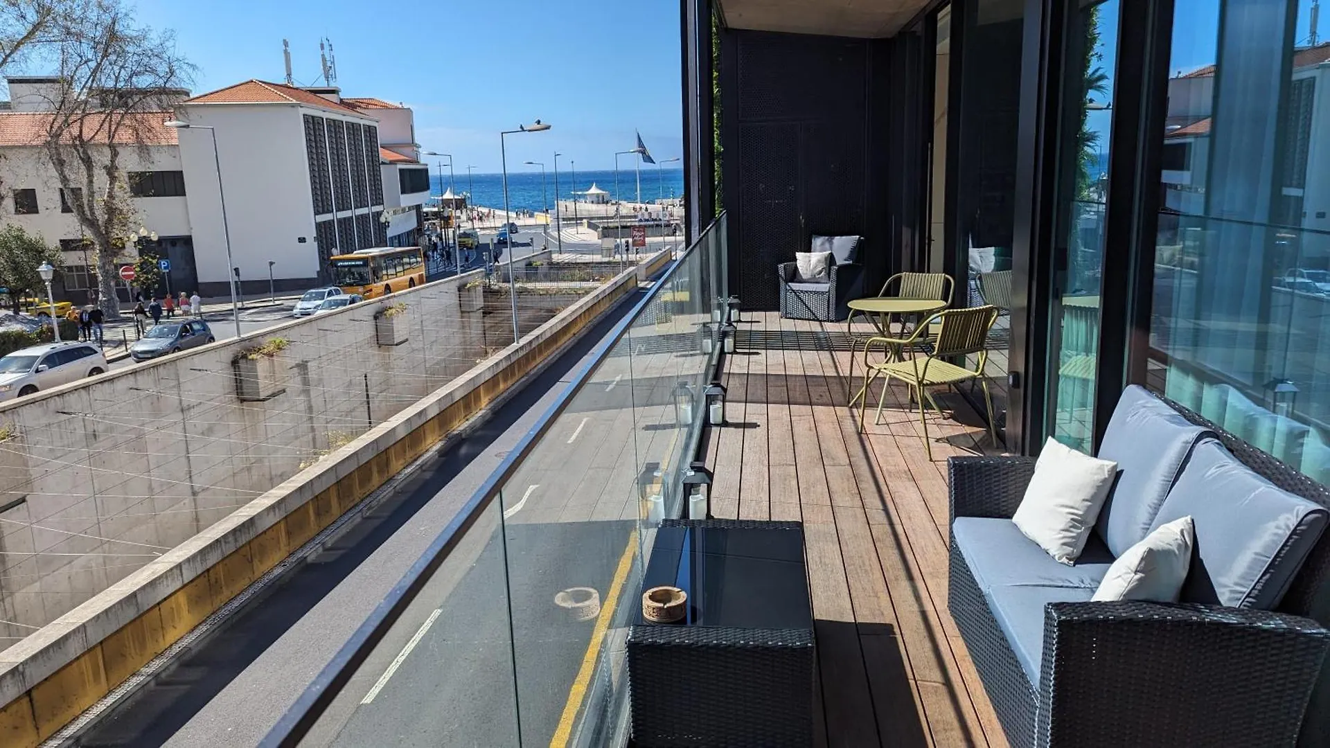 Διαμέρισμα Chic Two-Bedroom En Suite In Central Town - Savoy Residence Φουνκάλ Πορτογαλία